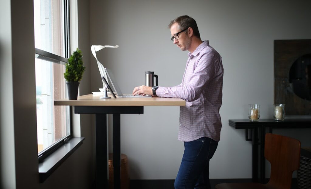 Photo Standing desk