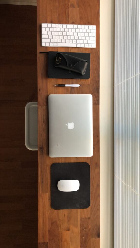 Photo Sit-stand desk