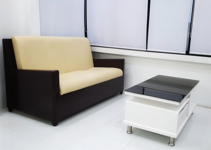 Photo Office furniture retailers