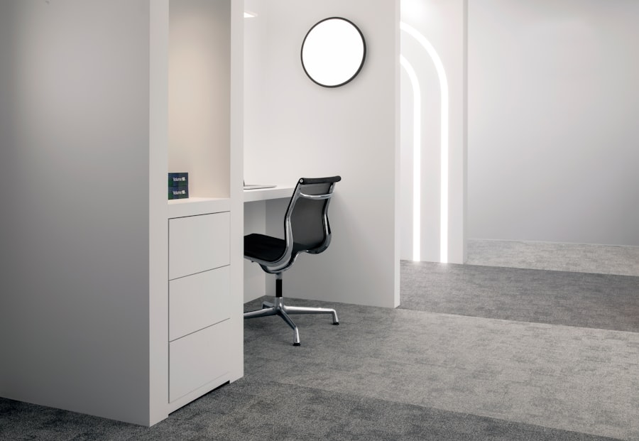 Photo office furniture supplier dubai