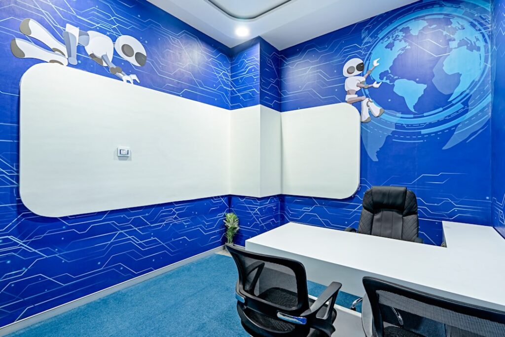 Photo office interior trends Dubai