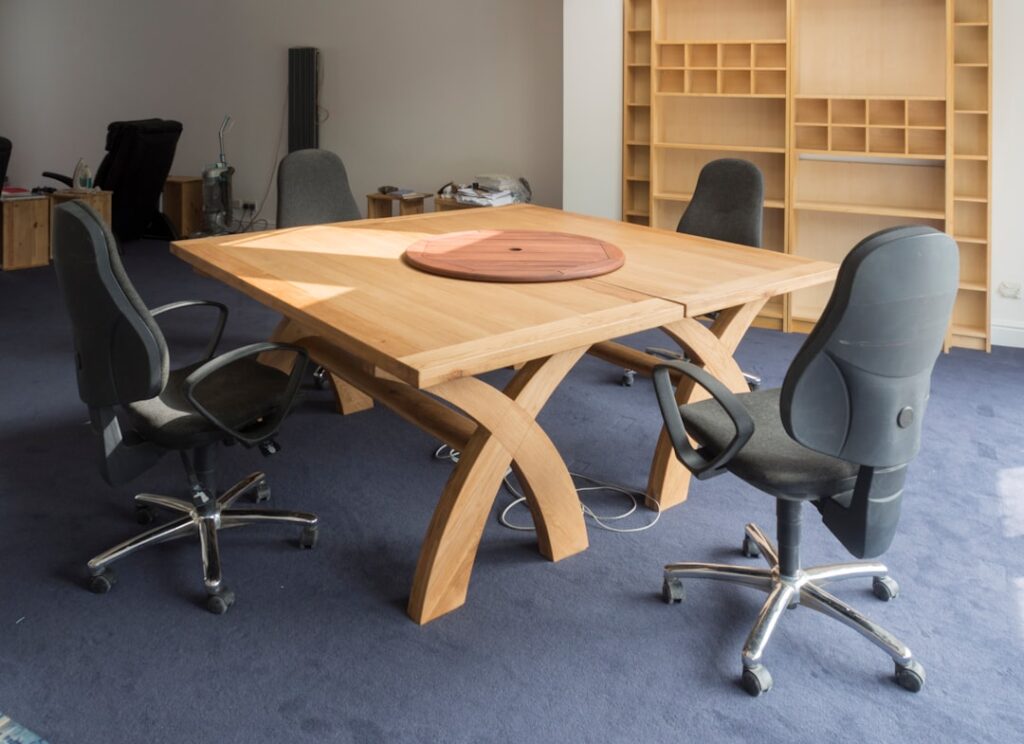 Photo executive desk design