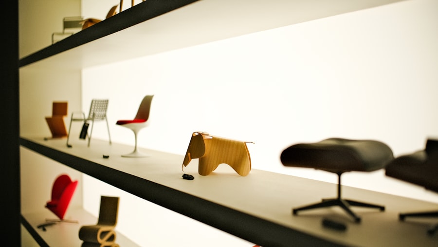 Photo office furniture accessories Dubai